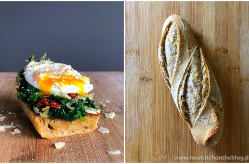 Geröstetes Brot mit pochiertem Ei und Spinat